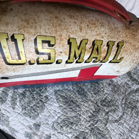 Vintage 1960s Aladdin U.S. Mail Dome Top Metal Lunchbox (No Thermos) - Picture 11 of 12